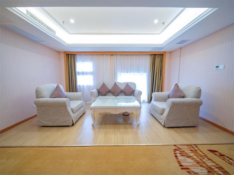 Vienna Hotel Guangzhou Baiyun Dongping Middle Road Buitenkant foto