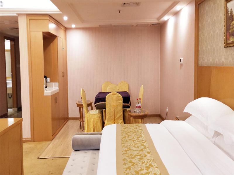 Vienna Hotel Guangzhou Baiyun Dongping Middle Road Buitenkant foto